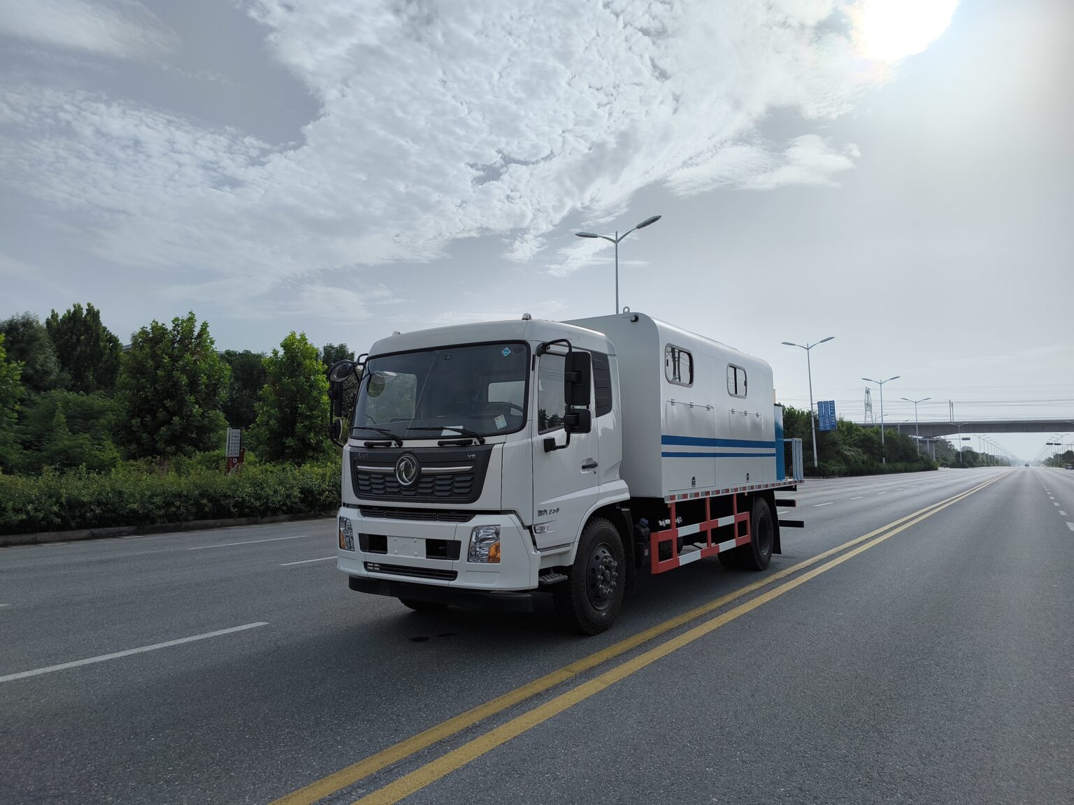 Mobile boiler unit maintenance for heavy oil heating service