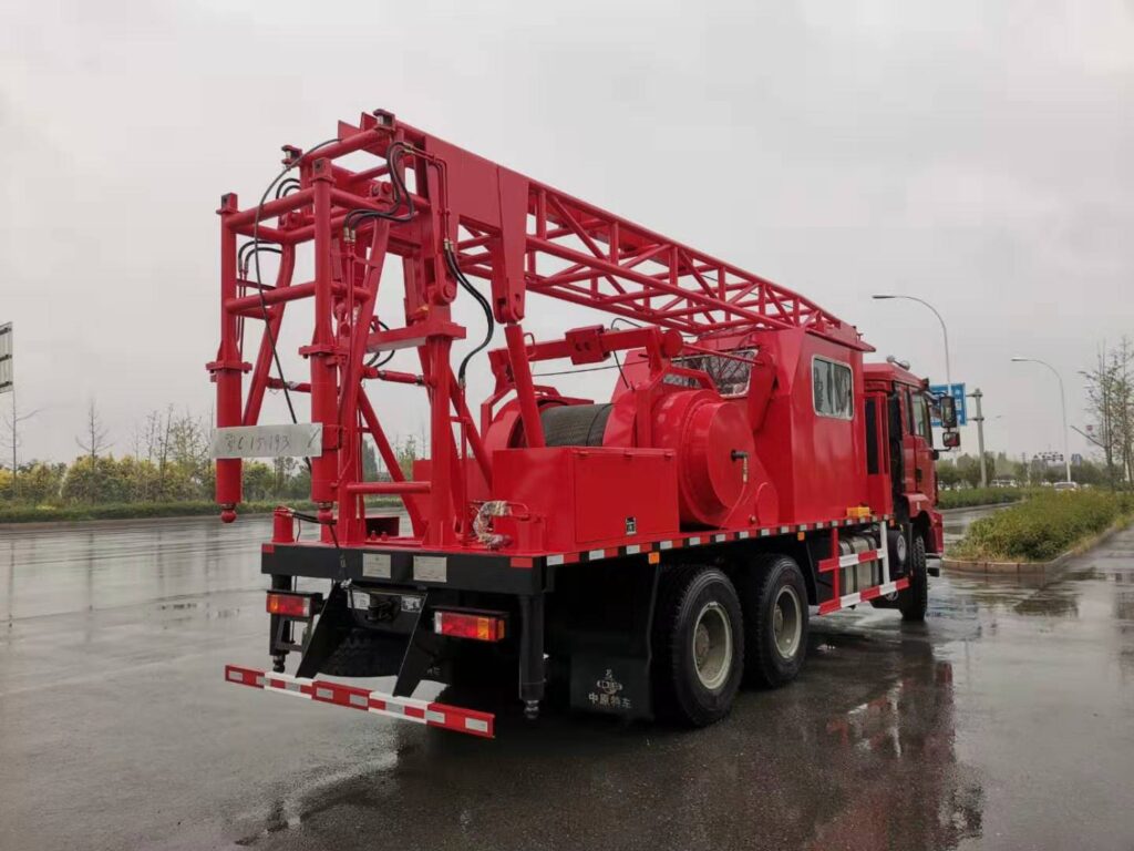 Mobile petroleum production support equipment for mature oilfields