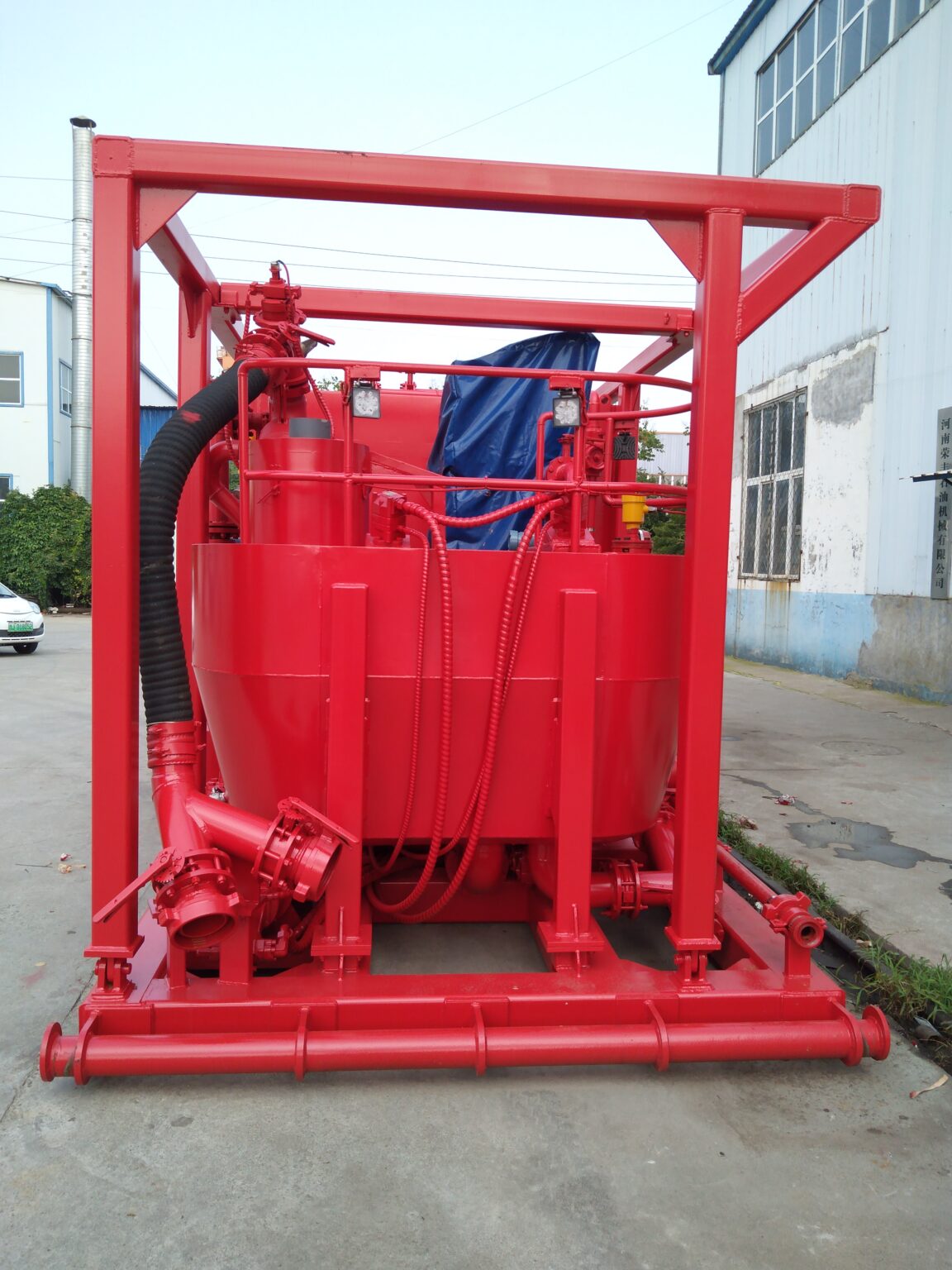 Oilfield cementing truck equipment layout for well service