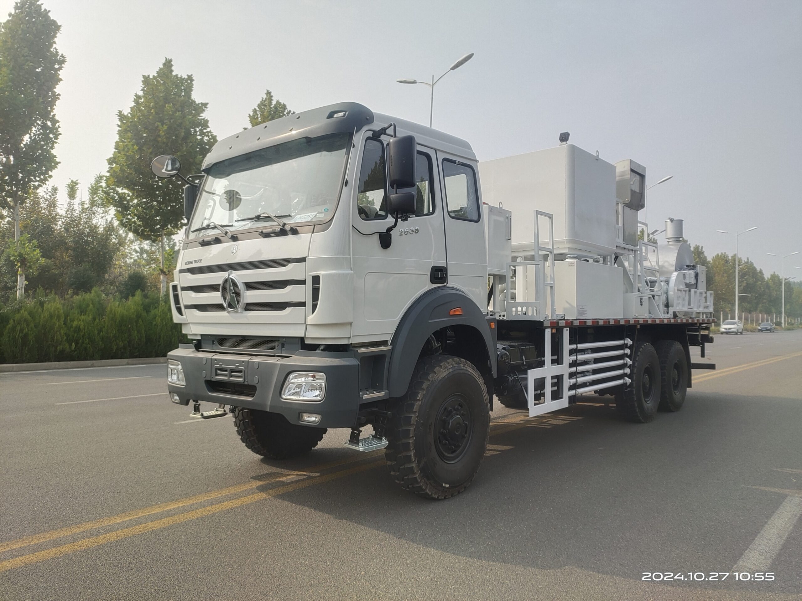 How to Choose an Oilfield Wax Removal Truck Manufacturer